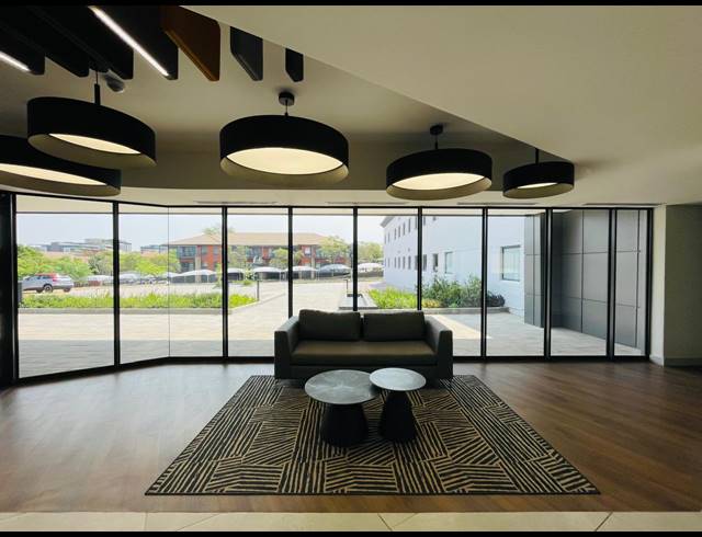 2,750M² OFFICE TO LET IN VORNA VALLEY
